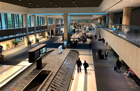 Orf airport - Norfolk International Airport Terminal Information. Terminals. The Terminal Complexes of the Norfolk International Airport cover an area of 643,000 square feet and has undergone an improvement and expansion program designed to upgrade its functionality to meet today's standards and future growth needs.